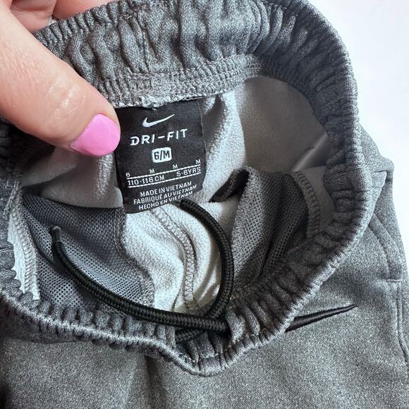 Nike Gray Athletic Joggers - Size 6 - Play Condition - Picture 4 of 6